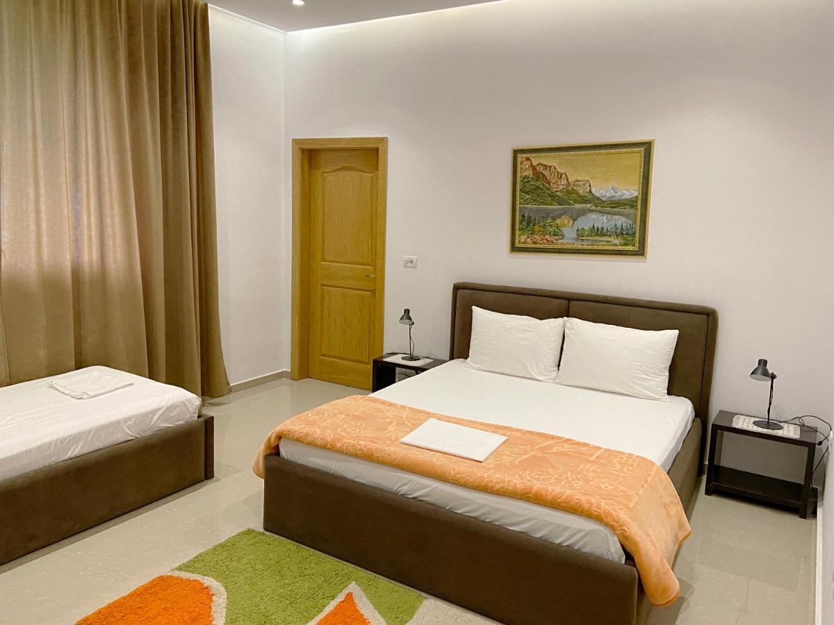 Guesthouse Niko 베라트 외부 사진