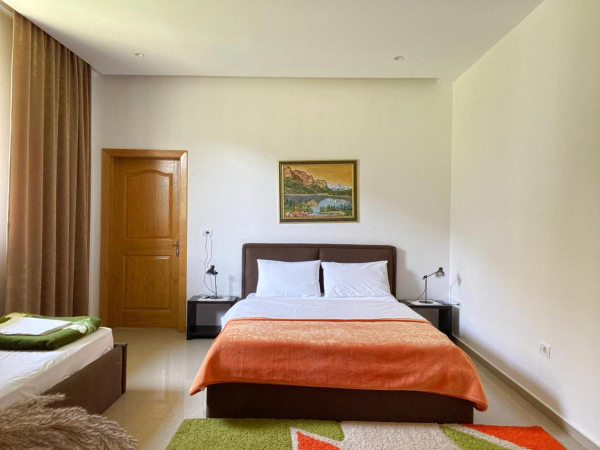 Guesthouse Niko 베라트 외부 사진