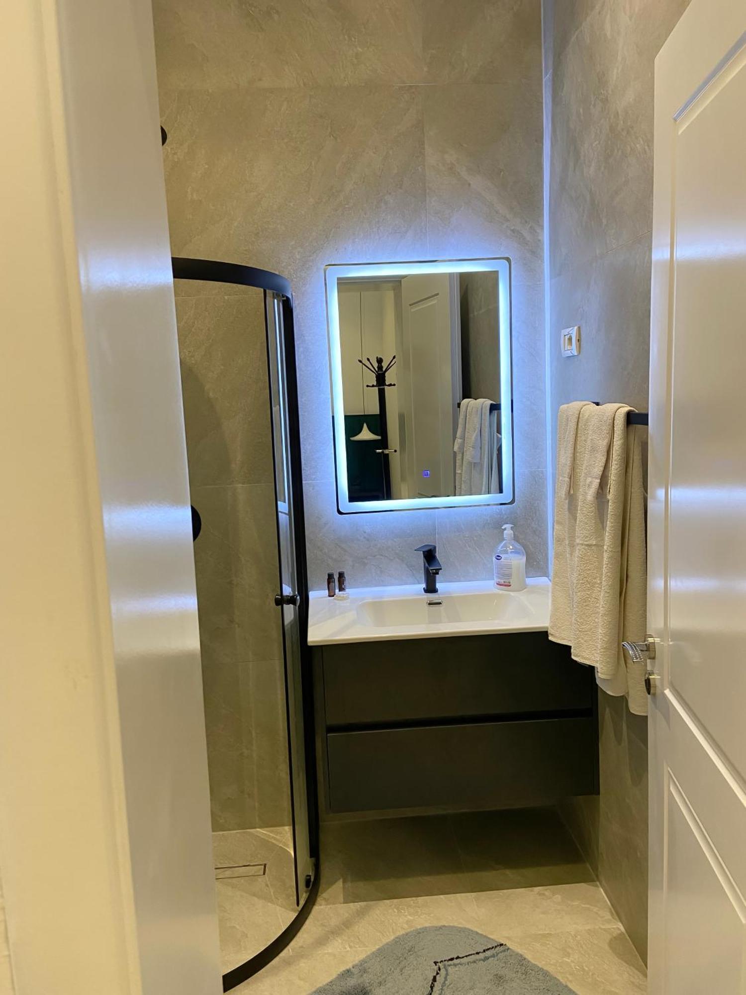 Guesthouse Niko 베라트 외부 사진